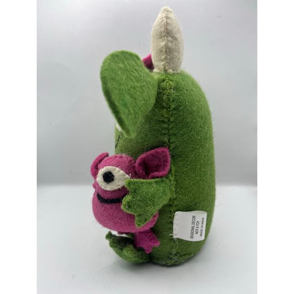 Novogratz  Ugly Dolls Monster Tabletop Decor Pillow Plush Boogie Felt Green Pin - Picture 3 of 6